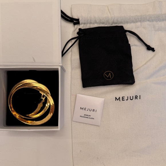 Mejuri Bold Hereingbone Chain Necklace Gold Vermeil NWT - Picture 6 of 6